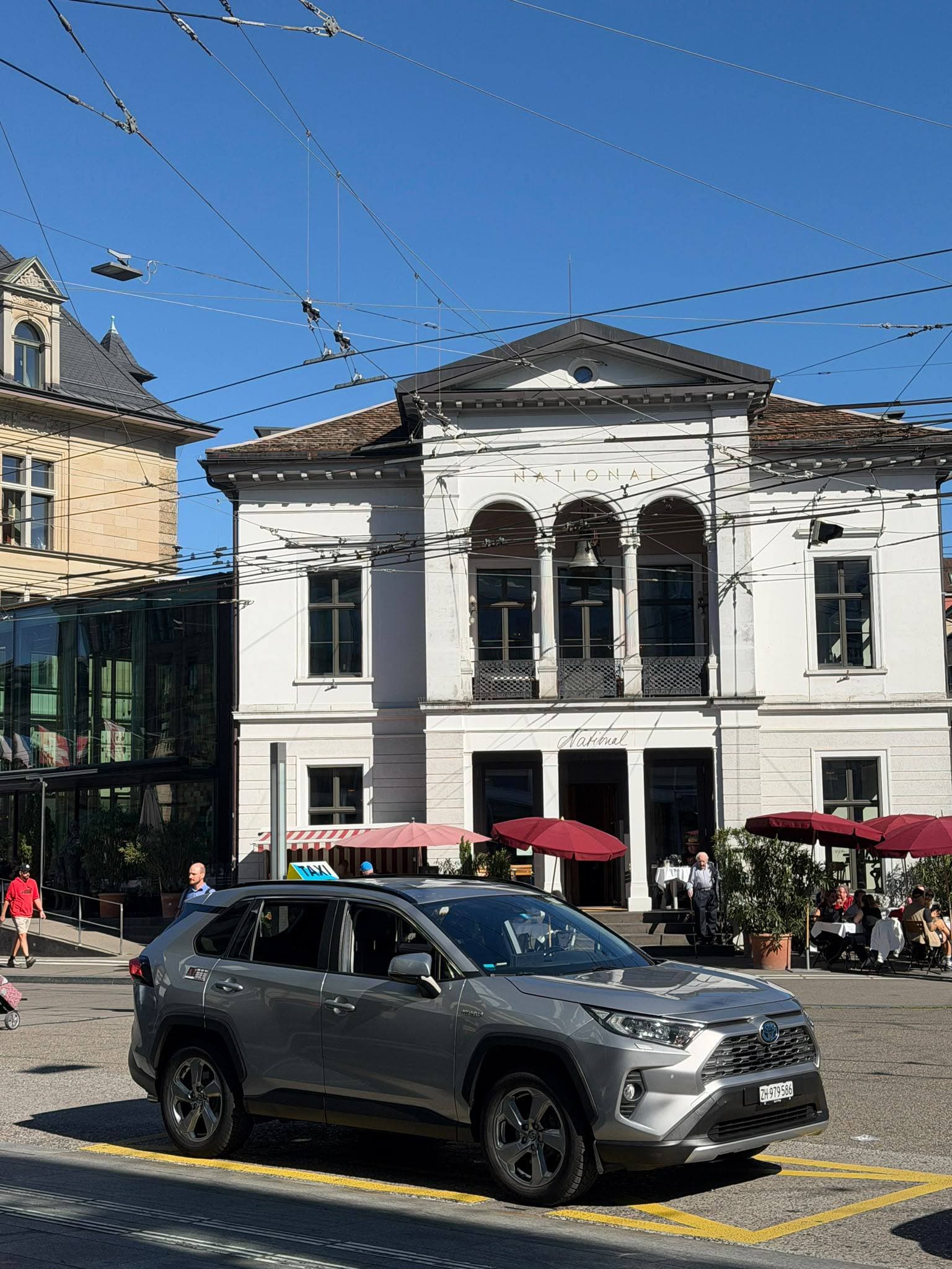 Rosenberg Taxi Fahrzeug in Winterthur
